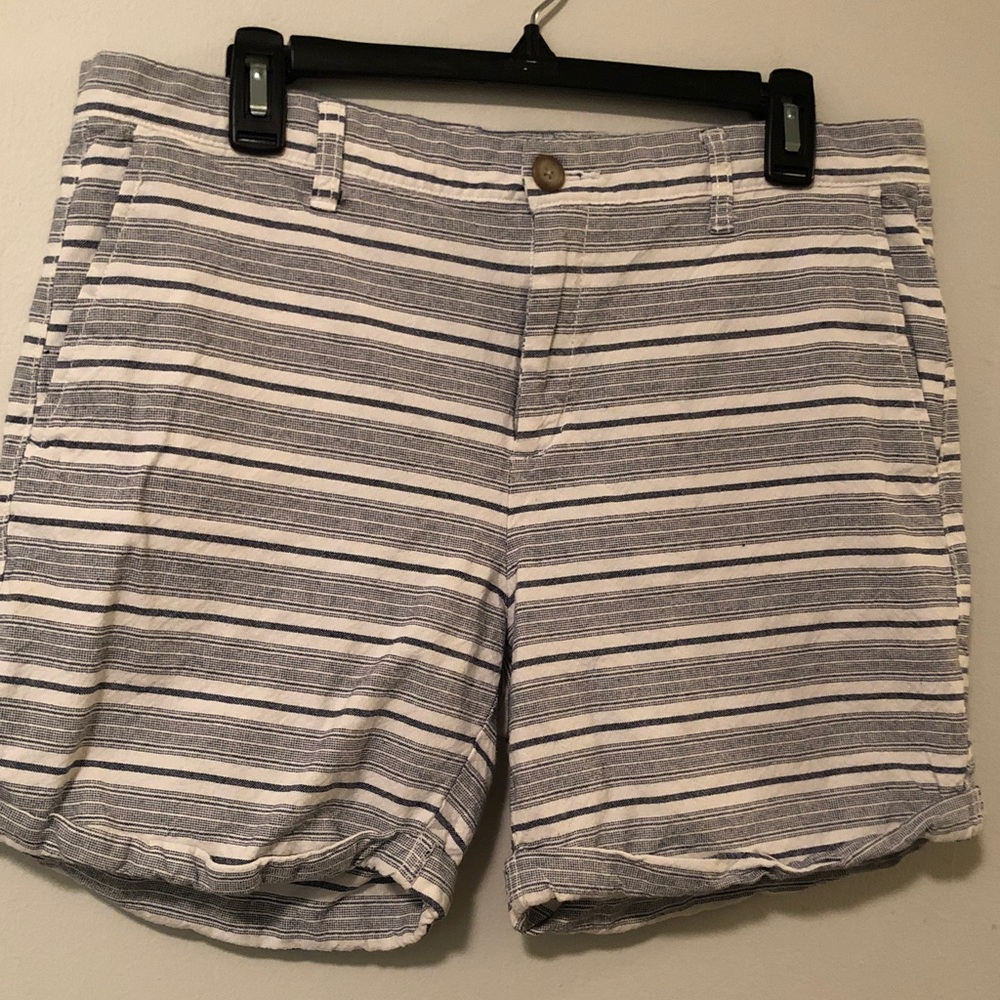 GAP Women's Striped Cotton Shorts in White and Navy